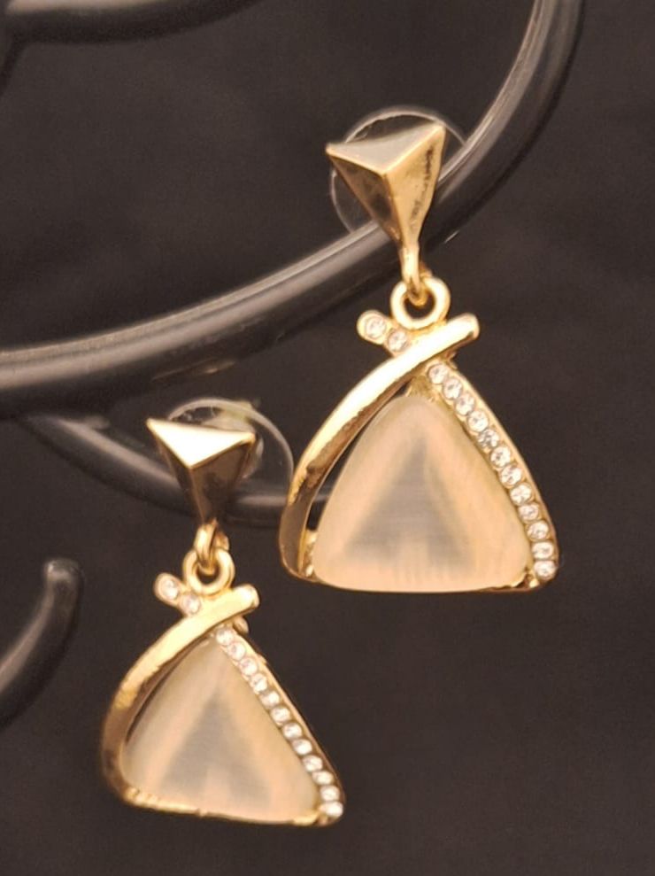 IVORY TRIA DROP EARRINGS