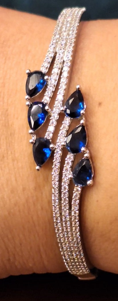 Blue Gem Stone Elegance